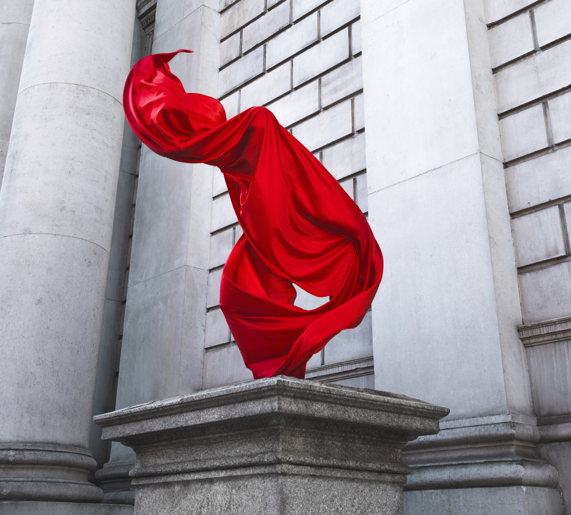 Cover image: Sculpture Dublin