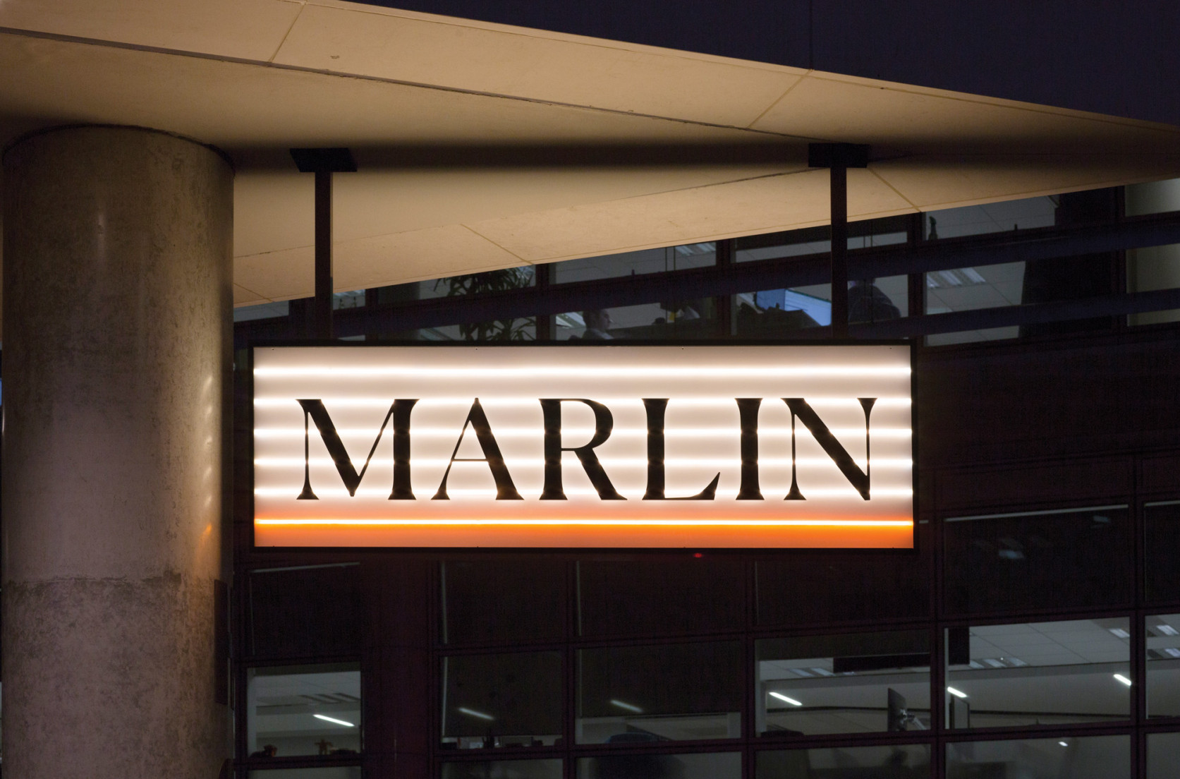 Marlin Hotel – 100 Archive
